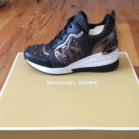 MK sneakers - Picture 1 of 5